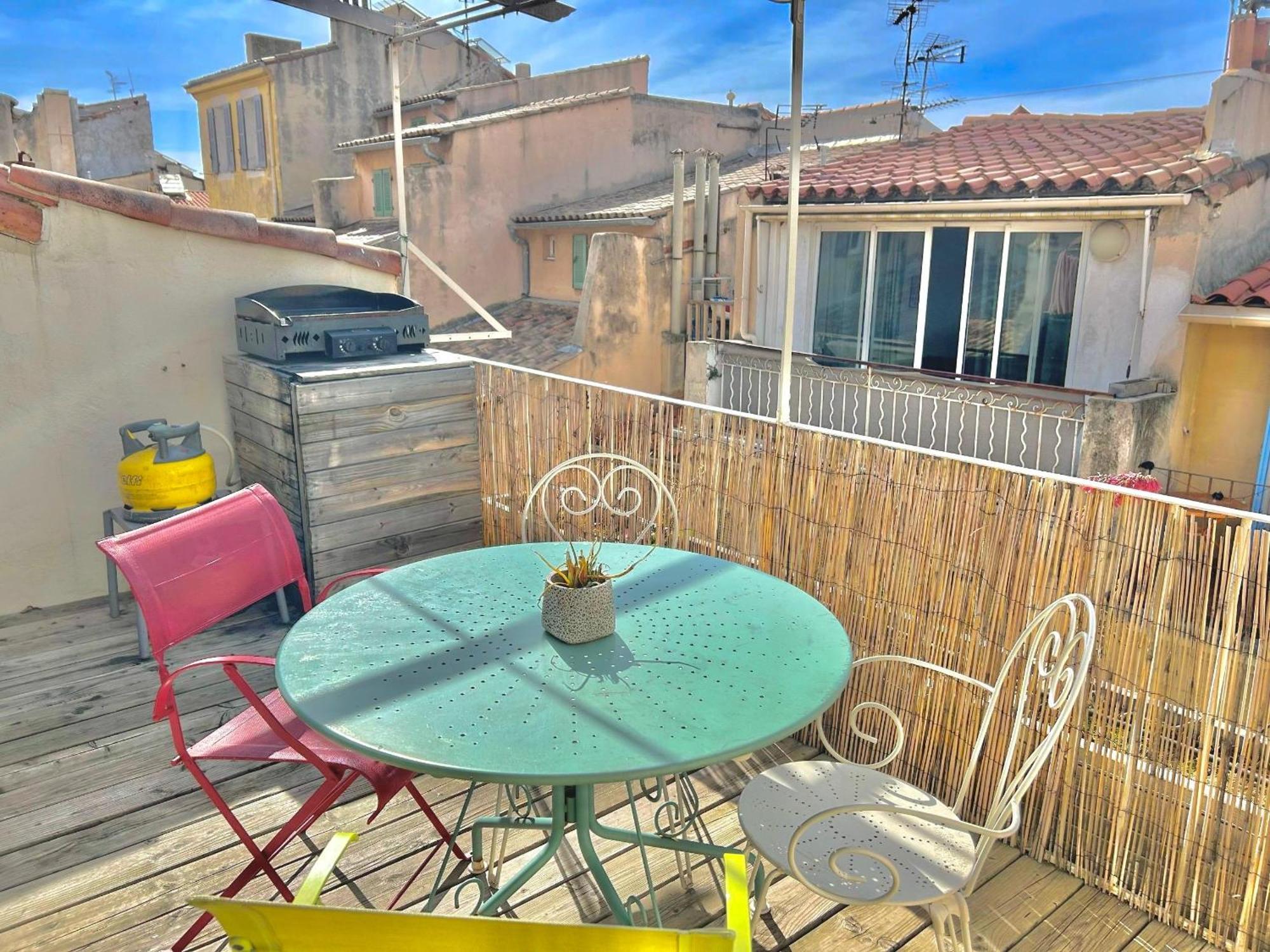 Le Panier - Joli Duplex Centre Ville Historique Avec Grande Terrasse Et Balneo Proche Vieux Port Marseilles Exterior foto